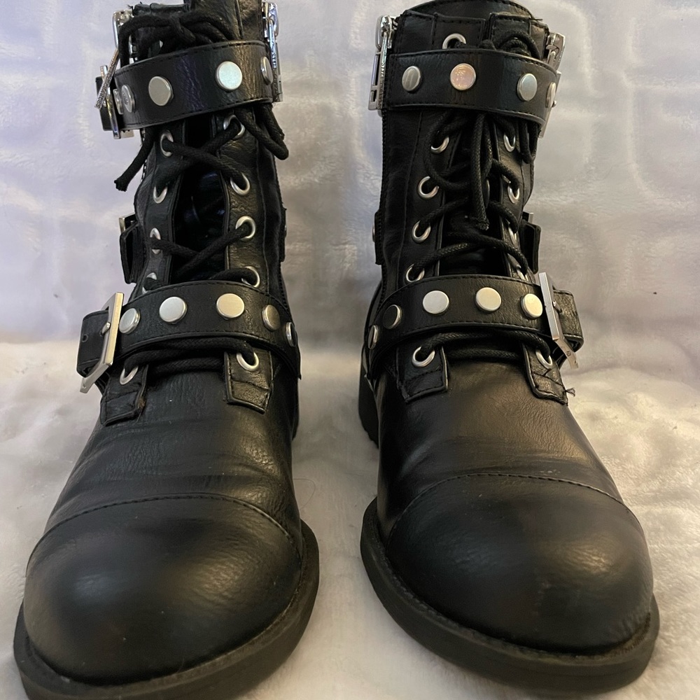 Black Moto boots